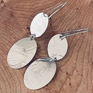 Laurie A. McDonald - Earrings - Sterling Silver - Double Oval Disc -  - Jewellery - McMillan Arts Centre & MAC Box Office