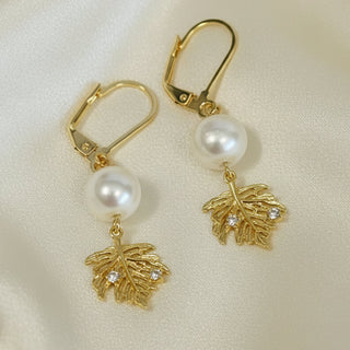 Julie Hawes - Earrings - Hoop with Pearl & Maple Leaf