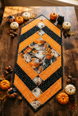 Monika Easy (Habart) - Textile - Table Runner - Owls & Pumpkins - 28.5" long